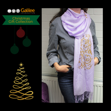 Load image into Gallery viewer, Lavender pashmina shawl scarf with stunning Arabic calligraphy in gold
